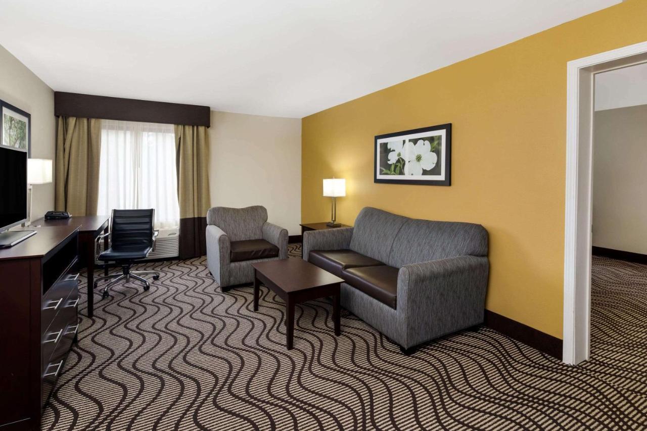 La Quinta By Wyndham Lagrange / I-85 LaGrange Exterior foto